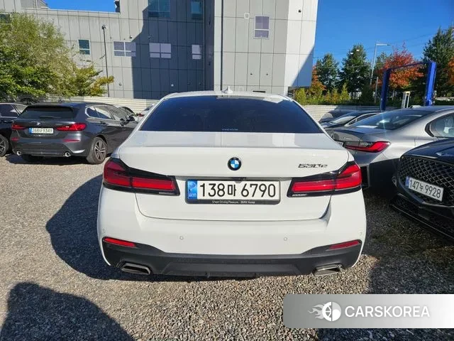 BMW 5 Series (G30) 2021 Белый из Кореи, фото 4