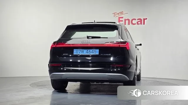 Audi e-Tron id 3561566 из Кореи 14