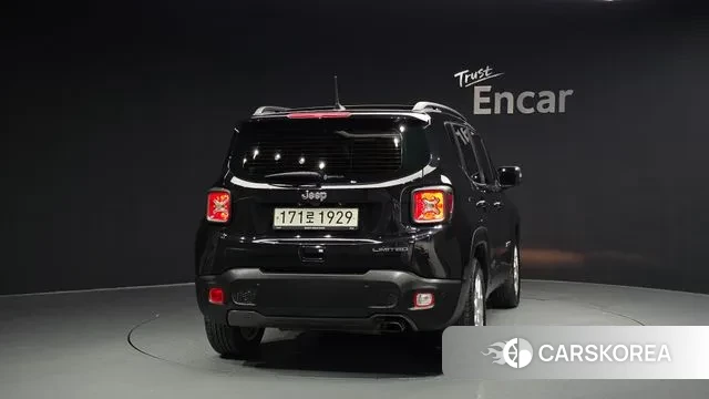 Jeep Renegade id 3422895 из Кореи 14