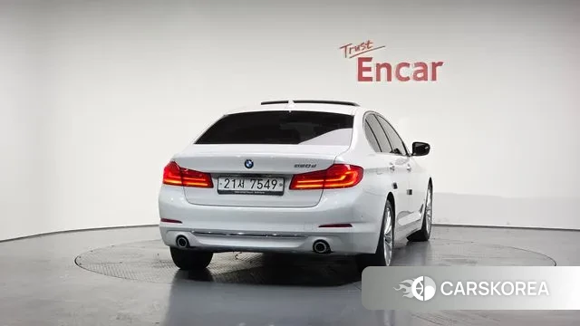 BMW 5 Series (G30) id 2991343 из Кореи 14