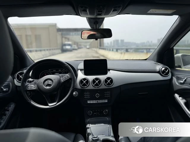 Mercedes-Benz Class B id 4253647 из Китая 13