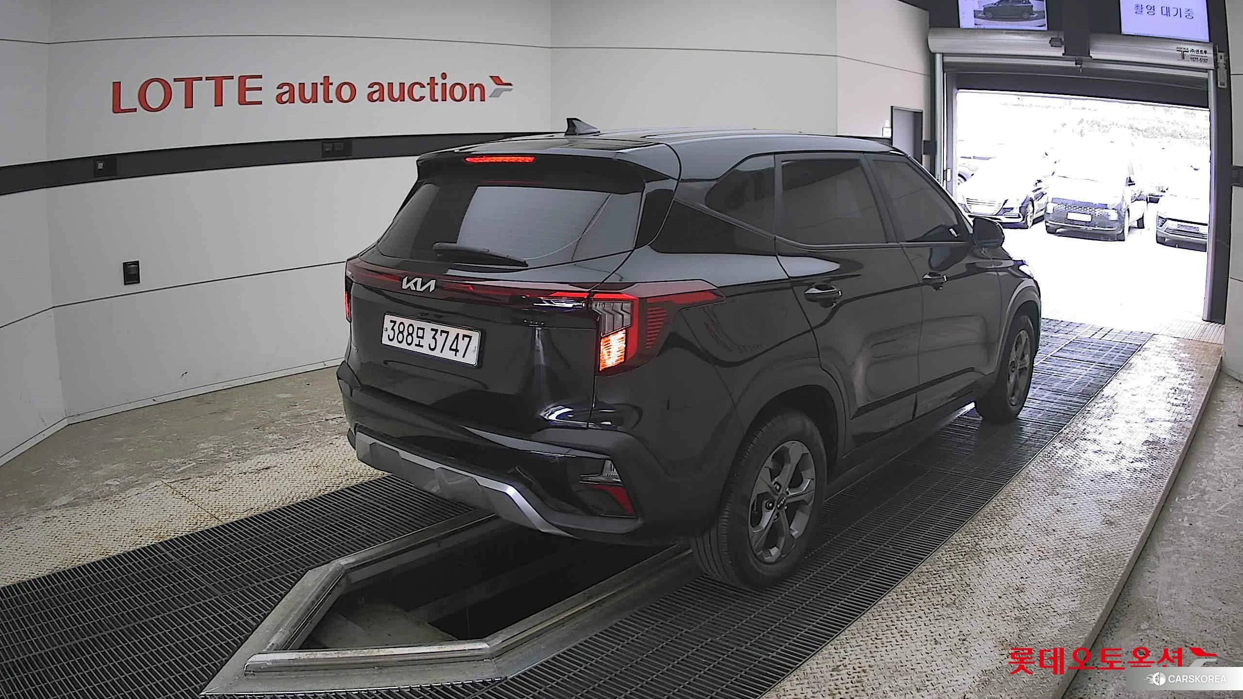 Kia Seltos id 4347342 из Кореи 32