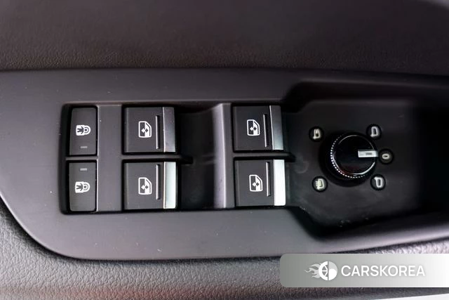 Audi A6L id 4298246 из Китая 21