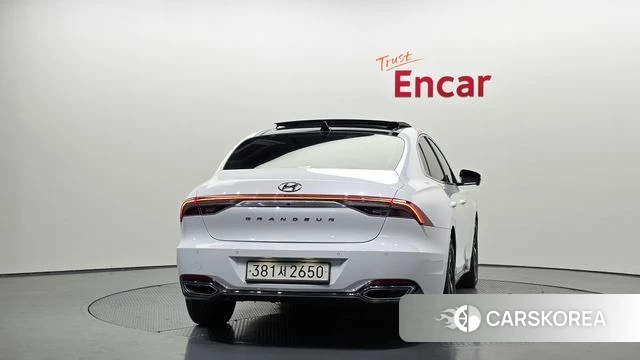 Hyundai The New Grandeur IG Hybrid id 3903540 из Кореи 14