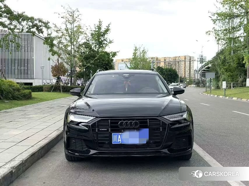 Audi A6 2020 Черный из Китая, фото 4