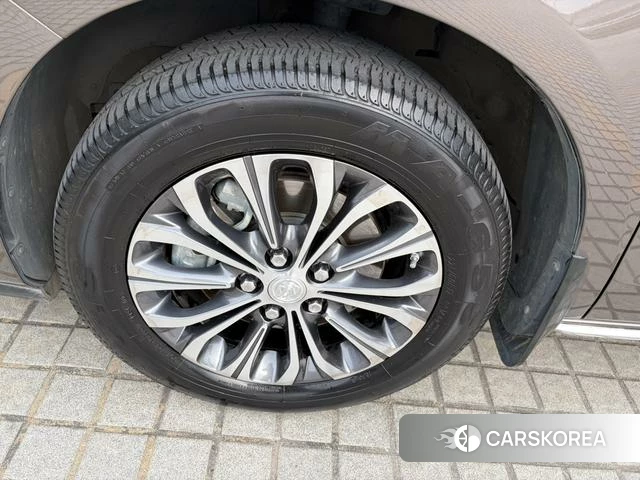Buick GL8 id 4235700 из Китая 24