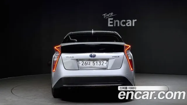 Toyota Prius 4th Generation id 2455047 из Кореи 14