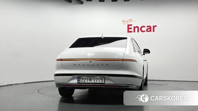 Hyundai Grandeur (GN7) id 4898561 из Кореи 14