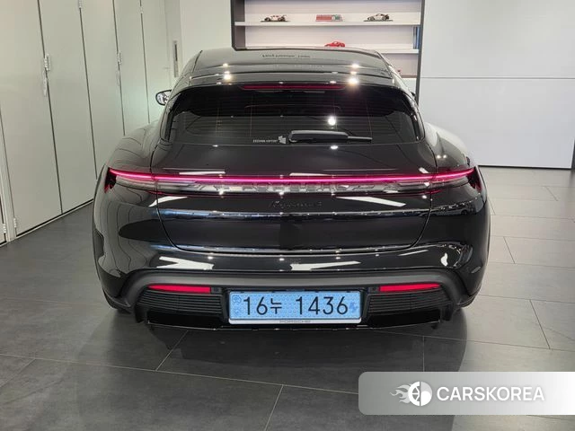 Porsche Taycan 2025 Черный из Кореи, фото 6