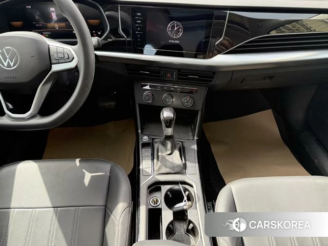 Volkswagen Passat id 4263878 из Китая 10