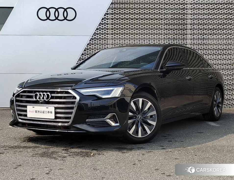 Audi A6L id 4513752 из Китая 9