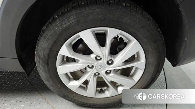 Hyundai All New Tucson id 3873678 из Кореи 14