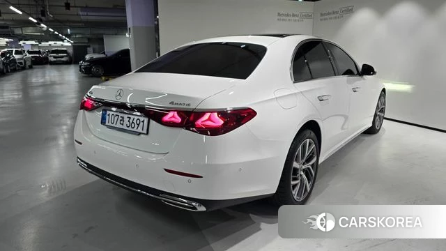 Mercedes-Benz E-Class W214 id 4381047 из Кореи 14