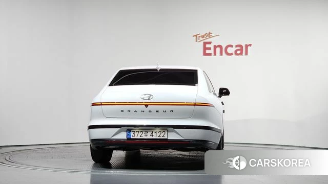 Hyundai Grandeur Hybrid (GN7) id 3864613 из Кореи 14