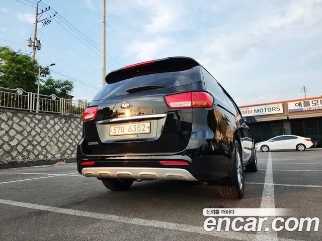 Kia All New Carnival id 2948328 из Кореи 14