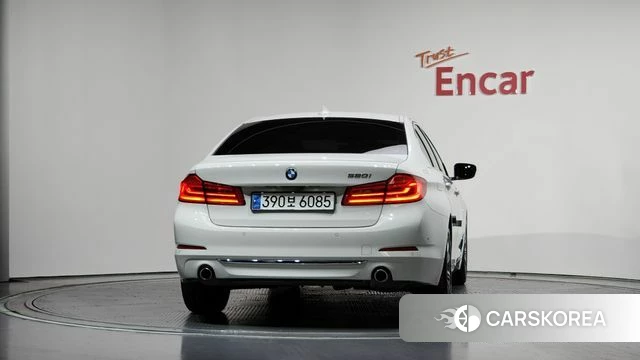 BMW 5 Series (G30) id 4471560 из Кореи 27