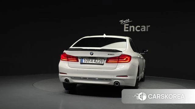 BMW 5 Series (G30) id 4610207 из Кореи 27