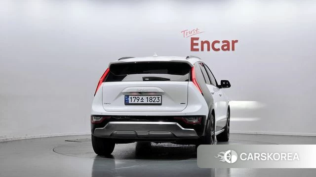 Kia Di Ol Nu Niro id 4735908 из Кореи 23