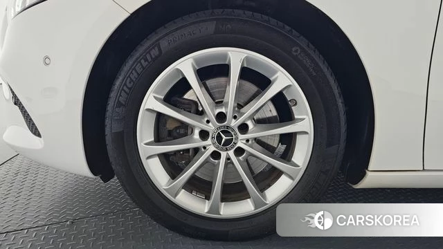 Mercedes-Benz A-Class W177 id 4525424 из Кореи 26