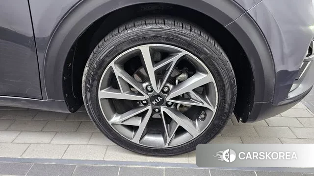 Kia The New Niro id 3567937 из Кореи 14