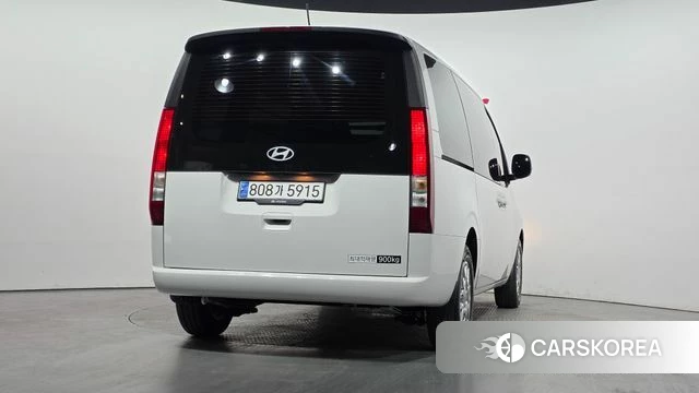 Hyundai Staria id 3952890 из Кореи 14