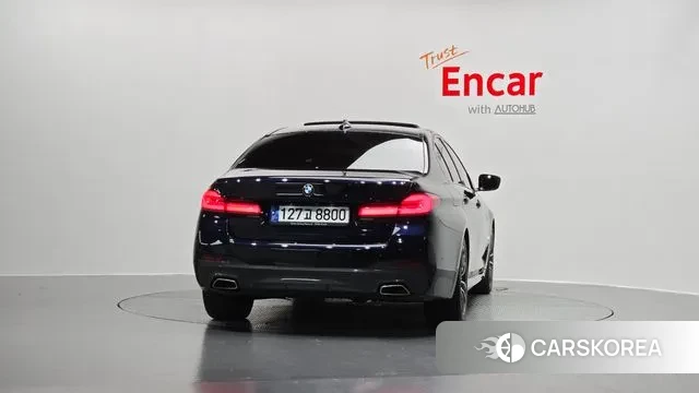 BMW 5 Series (G30) id 3416383 из Кореи 14