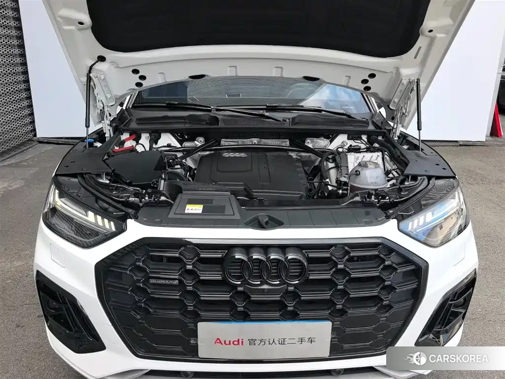 Audi Q5L id 4589106 из Китая 14