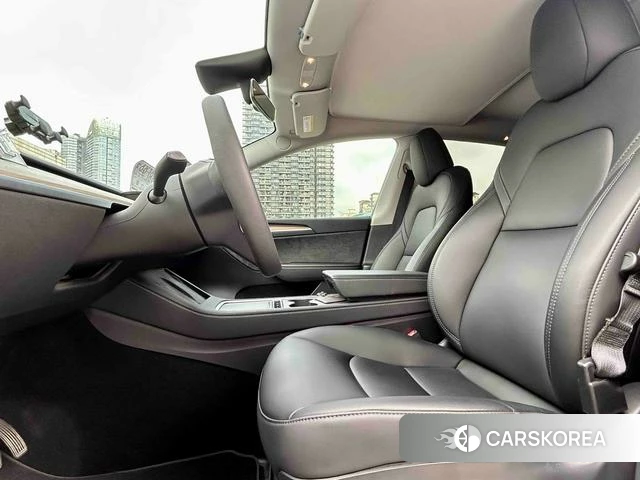 Tesla Model Y id 3919218 из Китая 13