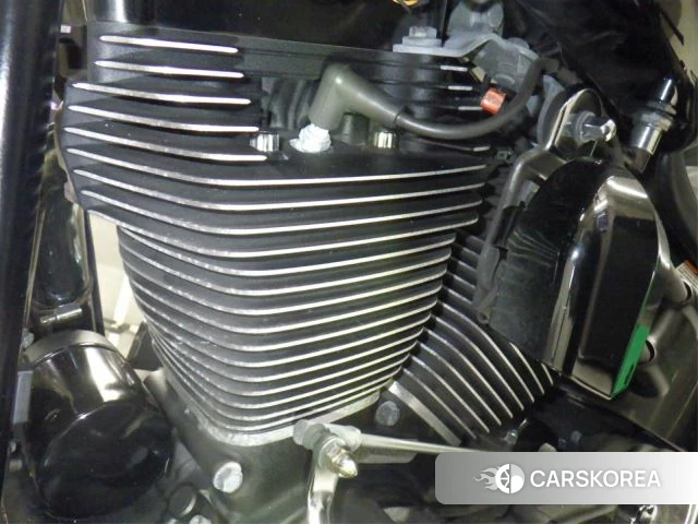 Engine photo