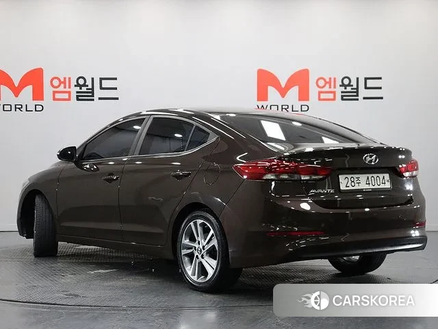 Hyundai Avante AD id 3313639 из Кореи 14