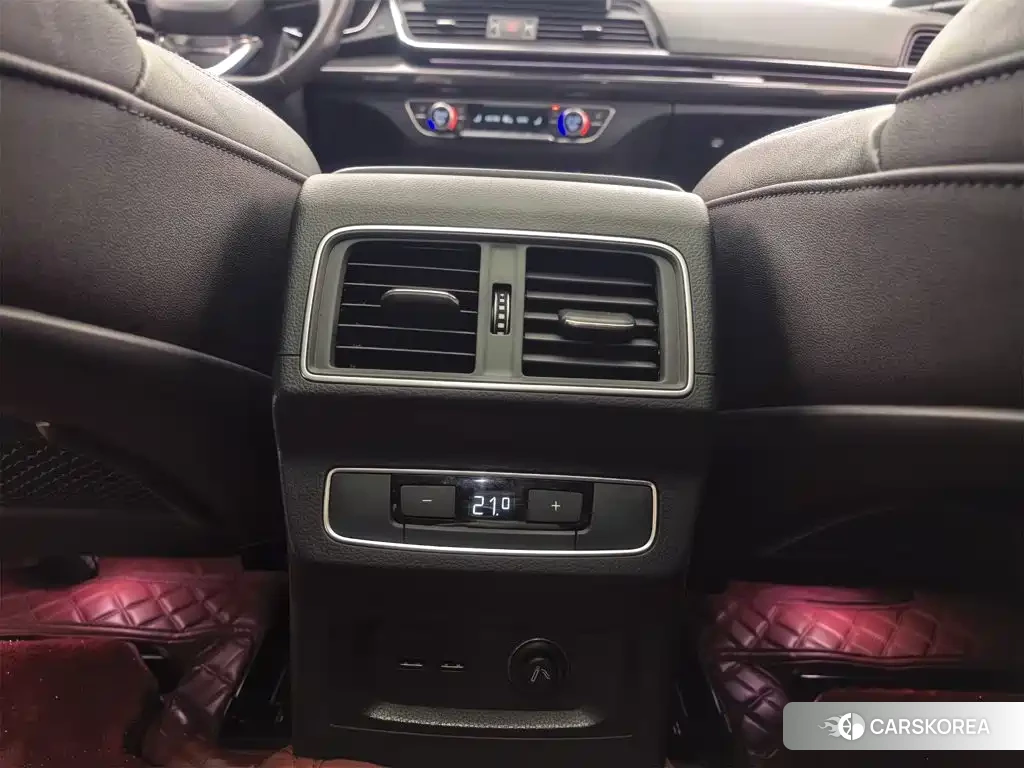 Audi Q5L id 4601792 из Китая 22