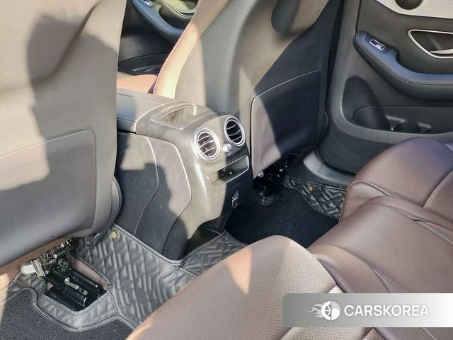 Mercedes-Benz GLC 2022 Белый из Китая, фото 4