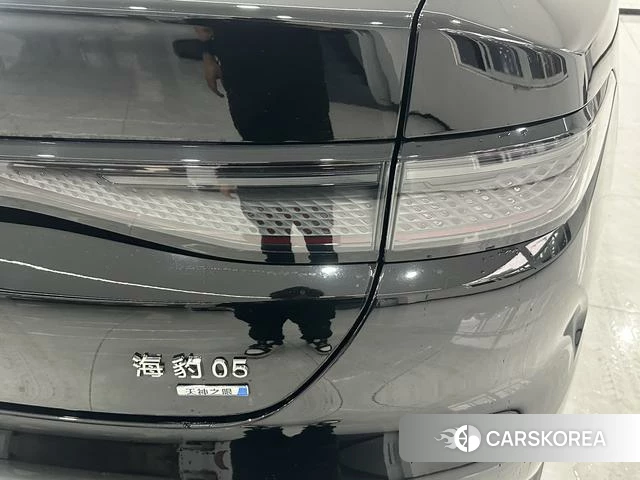 BYD Seal 05DM 2025 Черный из Китая, фото 4