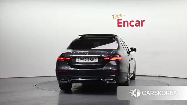 Mercedes-Benz E-Class W213 id 3513119 из Кореи 14