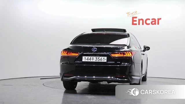 Lexus LS500h 5th generation id 4188031 из Кореи 14
