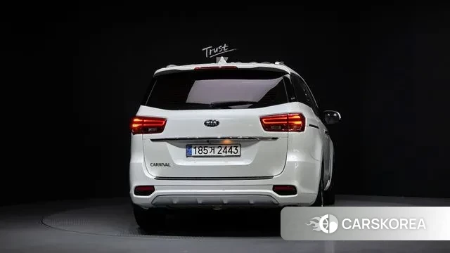 Kia The New Carnival id 3692766 из Кореи 14