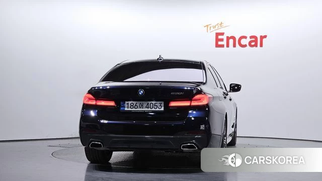 BMW 5 Series (G30) id 4231168 из Кореи 14