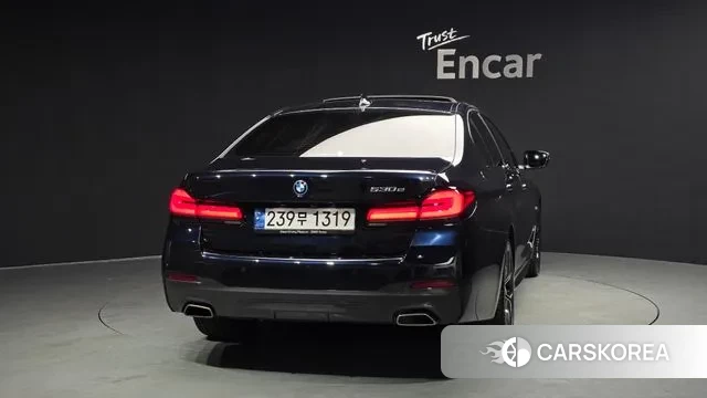 BMW 5 Series (G30) id 3629585 из Кореи 14