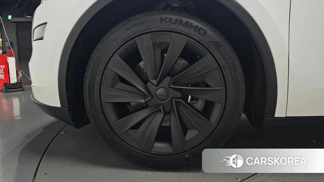 Tesla Model Y id 4612354 из Кореи 27