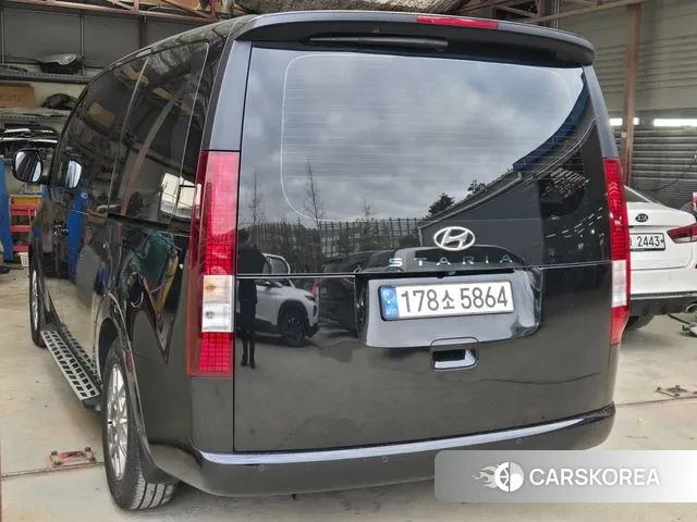 Hyundai Staria id 3551263 из Кореи 14