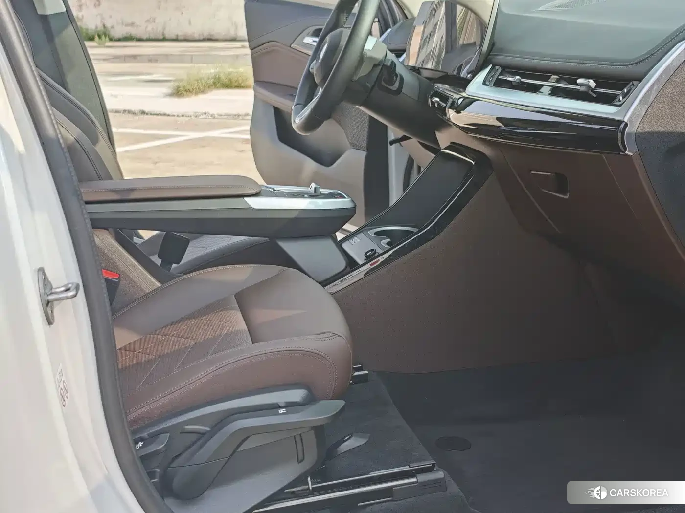 BMW X1 2023 Белый из Китая, фото 4