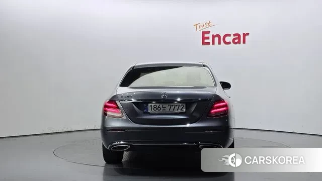 Mercedes-Benz E-Class W213 id 3226916 из Кореи 14