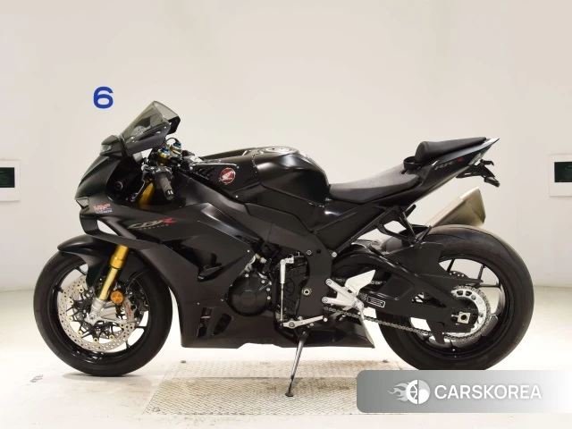 Проданный Honda CBR1000RR-R FIREBLADE SP 2024 из Японии, фото 2