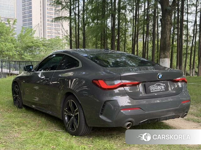BMW 4 series 2023 Темно-серый из Китая, фото 6
