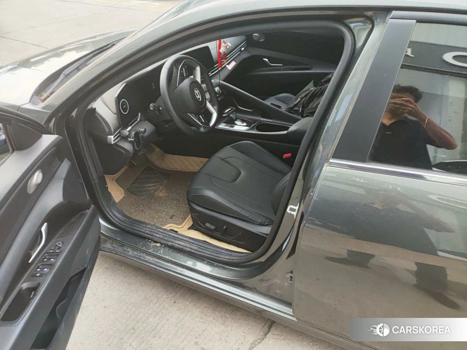 Hyundai Elantra 2023 Темно-серый из Китая, фото 4