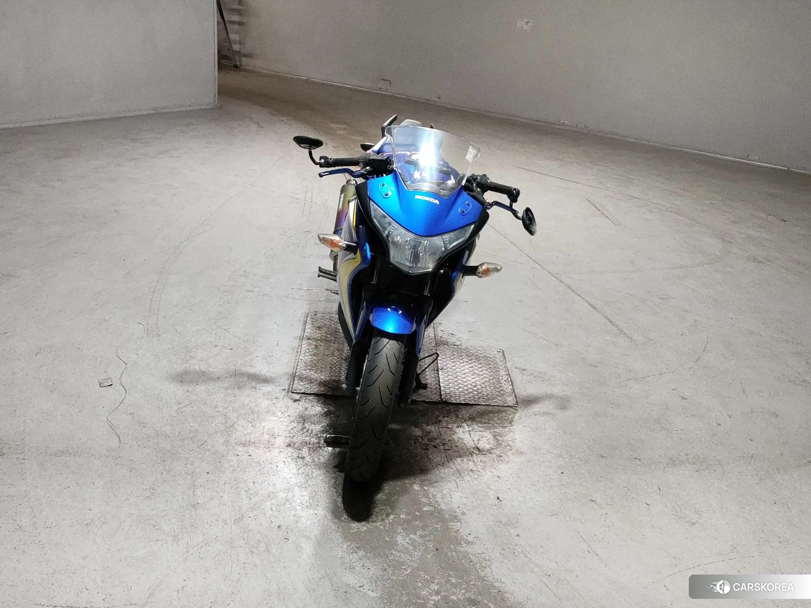 Проданный Honda CBR250R id 4192998 из Японии, фото 2