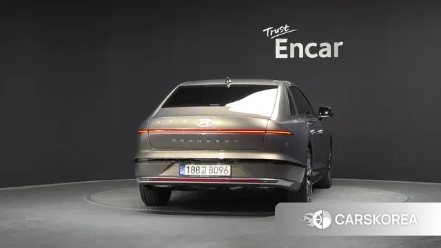 Hyundai Grandeur Hybrid (GN7) id 3267715 из Кореи 14