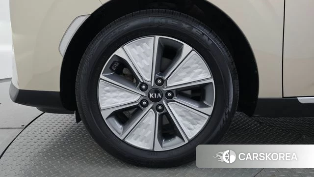 Kia Soul Booster EV id 4356650 из Кореи 25