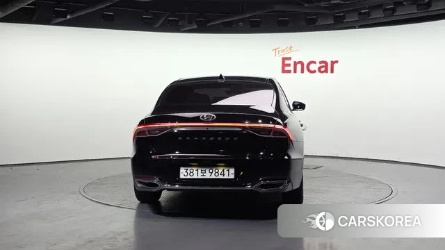 Hyundai The New Grandeur IG Hybrid id 3567661 из Кореи 14