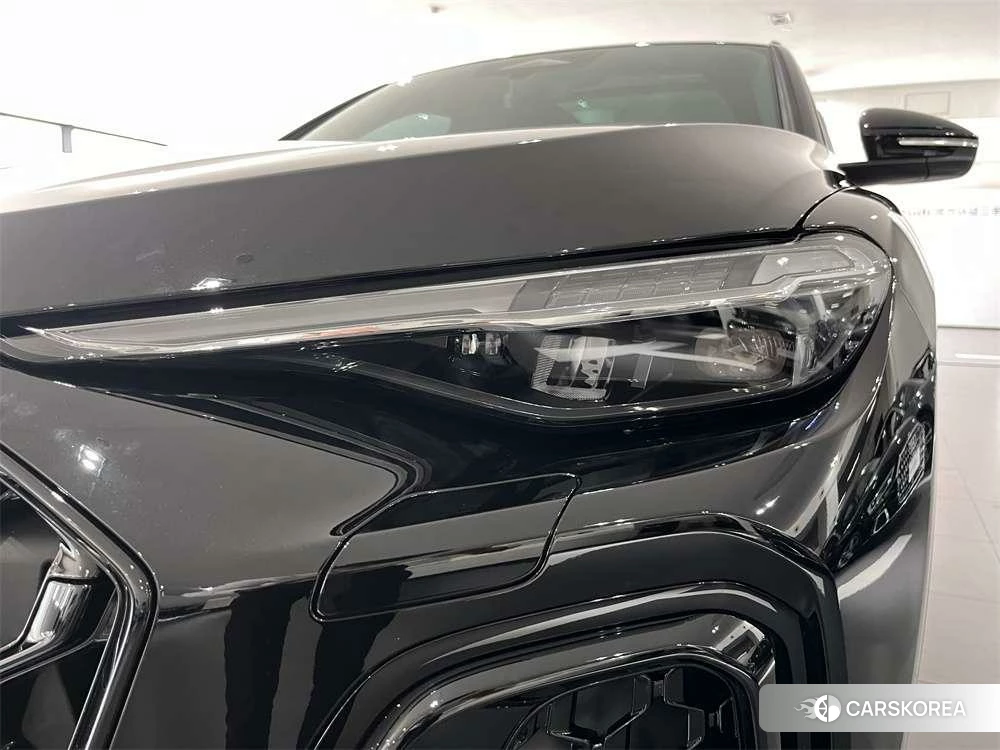 Audi Q5L id 4454048 из Китая 11